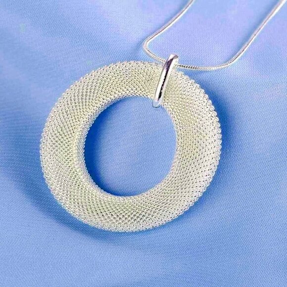 Alessandra Weaved Open Circle Sterling Silver Pendant Necklace Gift Packaged - Picture 4 of 9